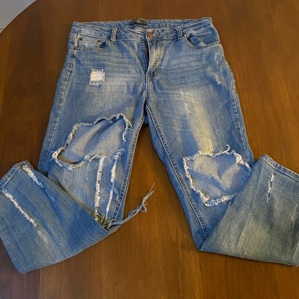 Forever 21 VERY distressed plus size 14